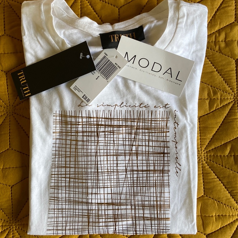 TRUTH by the Republic white T-shirt cotton/modal blend